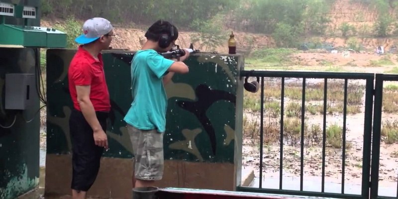 Comply with the rules and regulations when participating in Cu Chi tour