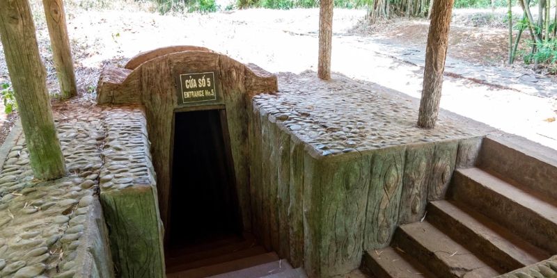 The entrance fee to Cu Chi Tunnels is not expensive.