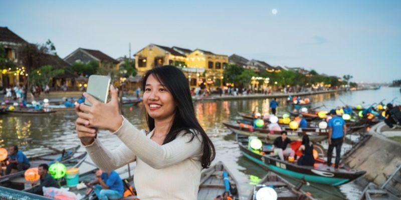 June is the time when hot weather covers the whole country.